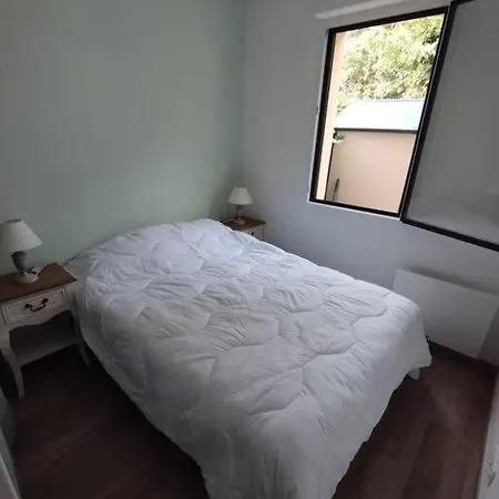 דירה Au Charme De St Georges *