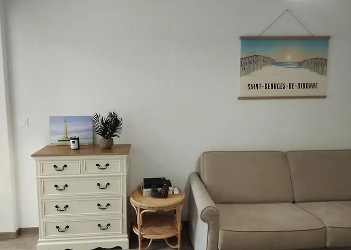 Au Charme De St Georges Apartment *